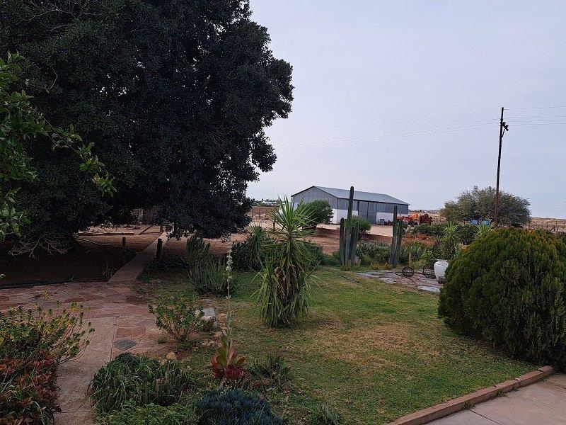 4 Bedroom Property for Sale in Straussburg Northern Cape